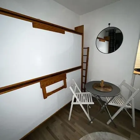 Studio Moderne Apartment Allos